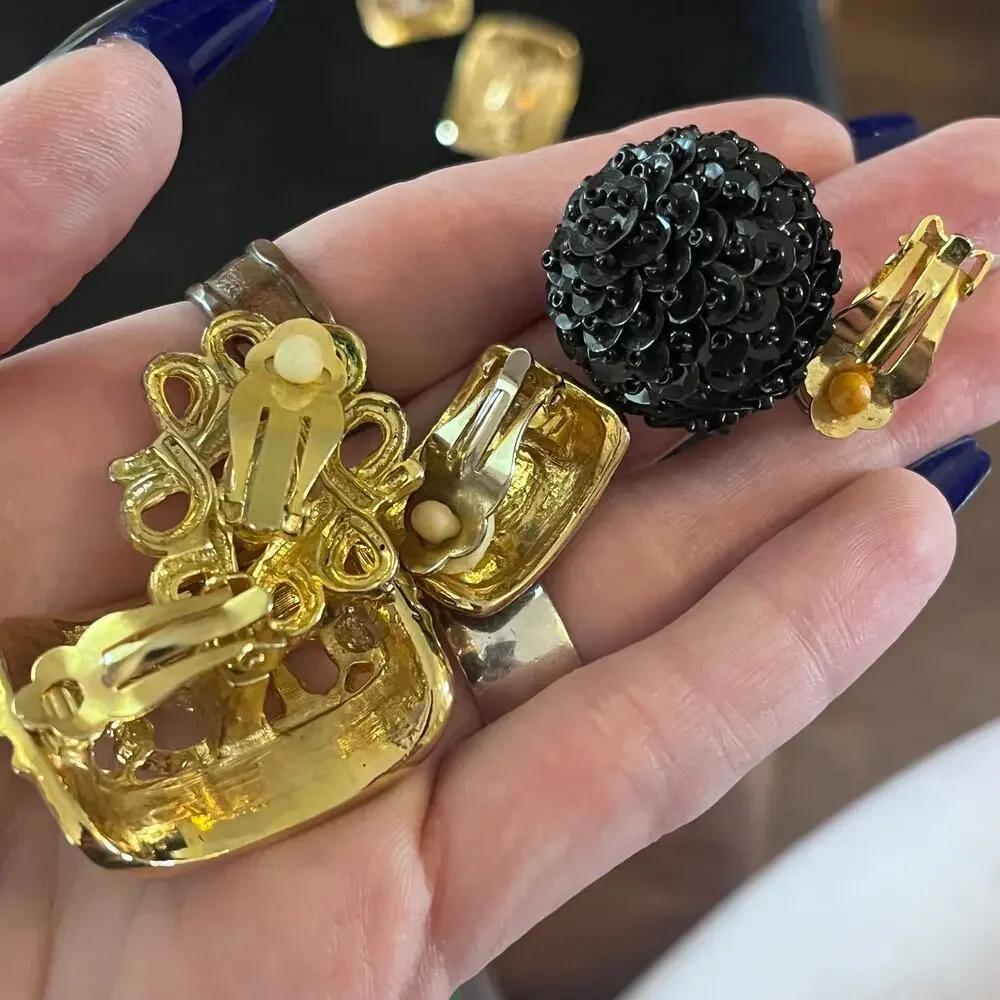 Vintage lot of four gold and black clip on earrings sequin statement enamel